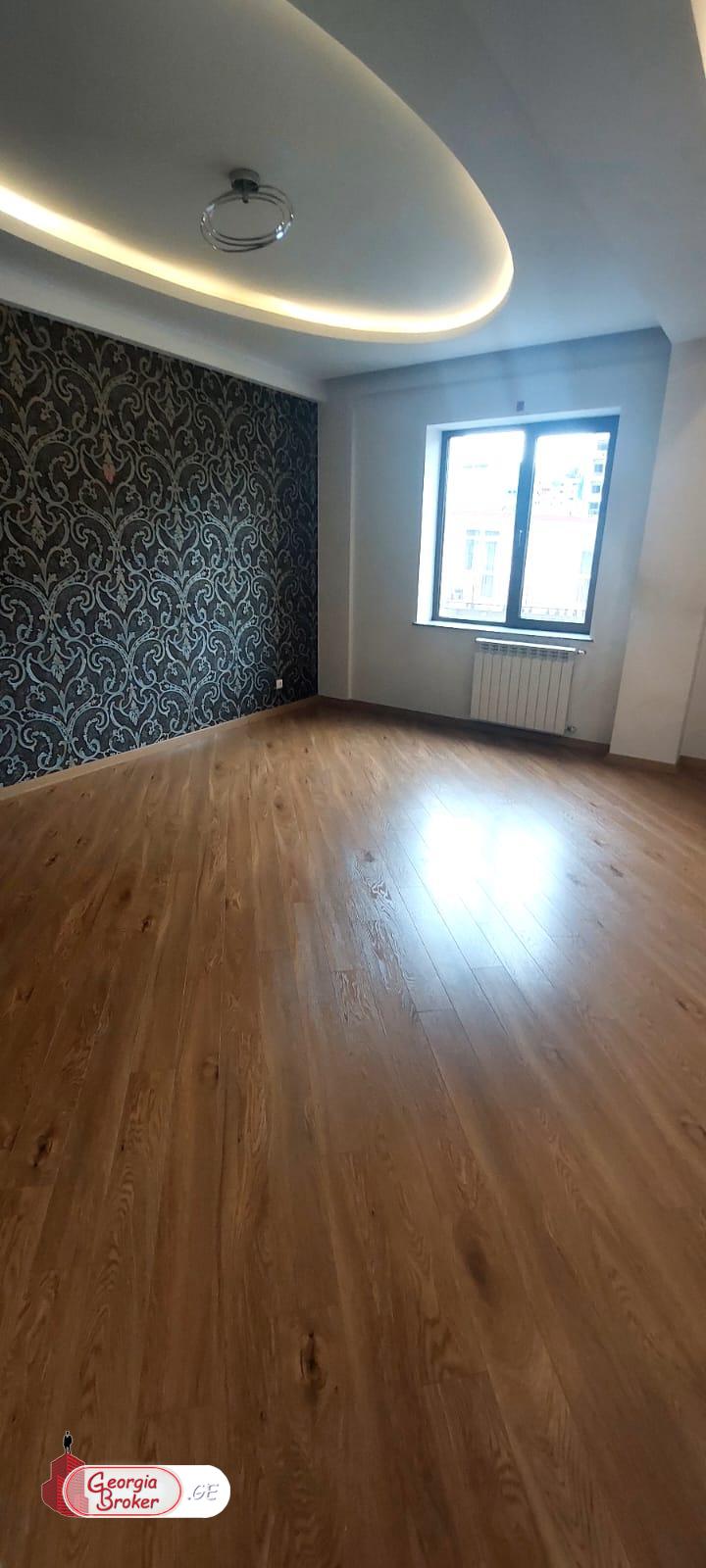 ქირავდება ახალი გარემონტებული 4 ოთახიანი ბინა აბაშიძეზე